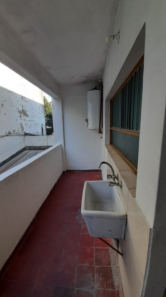 Departamento en Alquiler de dos dormitorios zona facultades Calle 64 entre 1 y 2 