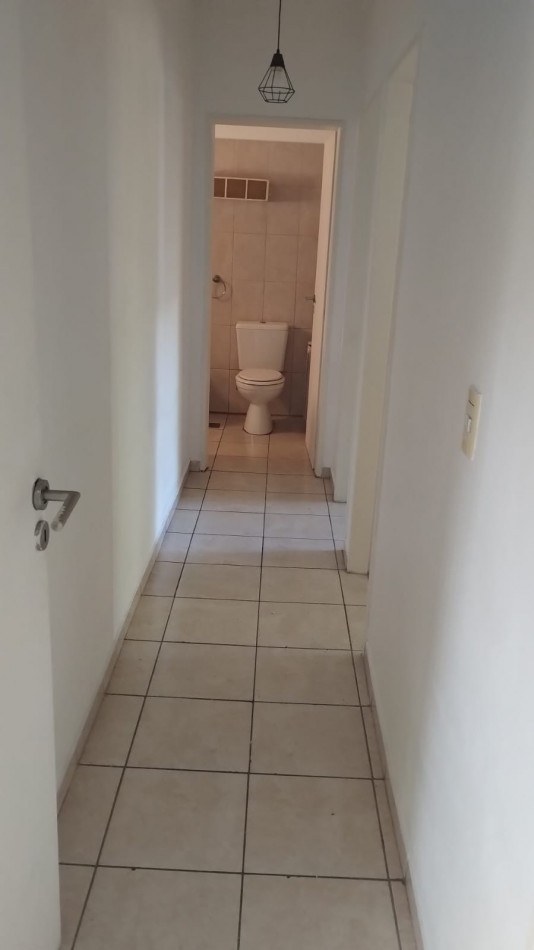 Departamento en alquiler dos dormitorios al frente 