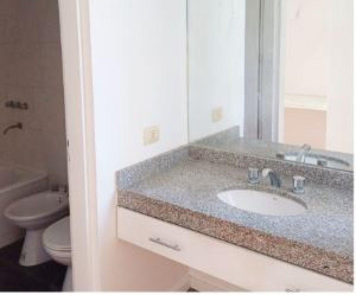 Semipiso en Alquiler en La Plata en zona Parque San Martin