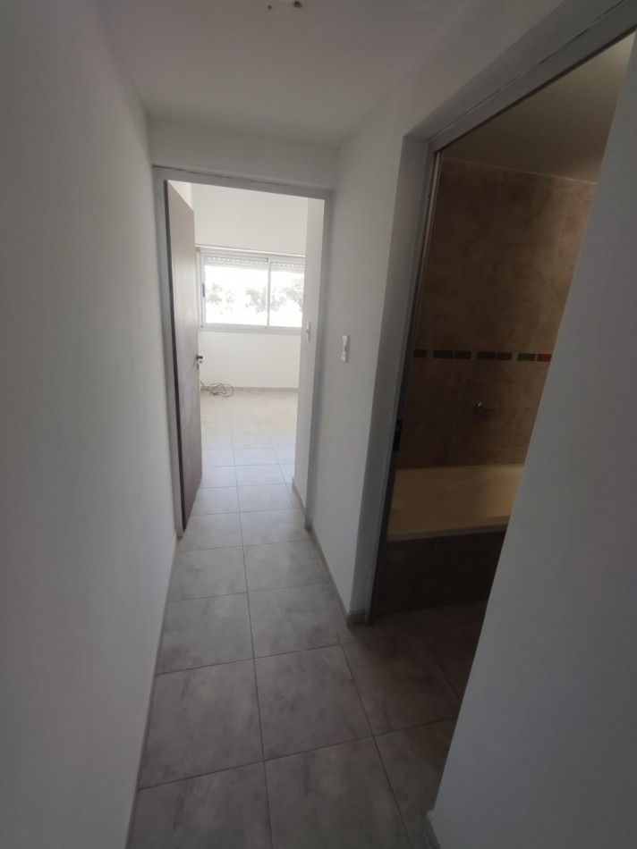 Departamento de un dormitorio en Alquiler al frente 