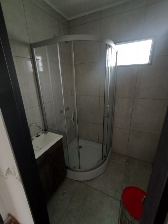 Departamento en Alquiler en planta alta unico sin expensas en Tolosa La Plata
