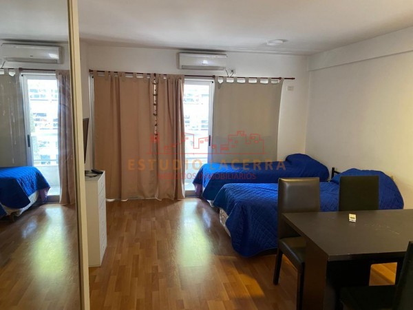 Monoambiente al frente con balcón y cochera en venta calle 44 entre 5 y 6 